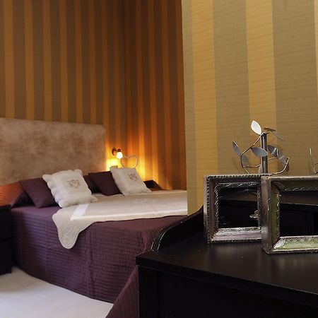 Caracciolo Guest House Rome Exterior photo