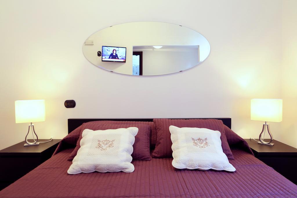 Caracciolo Guest House Rome Room photo